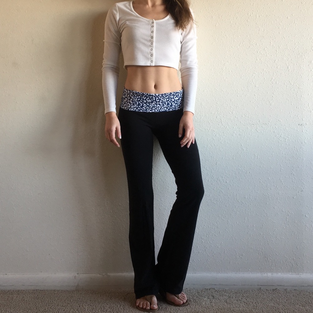 Pink by Victoria’s Secret Yoga Pants